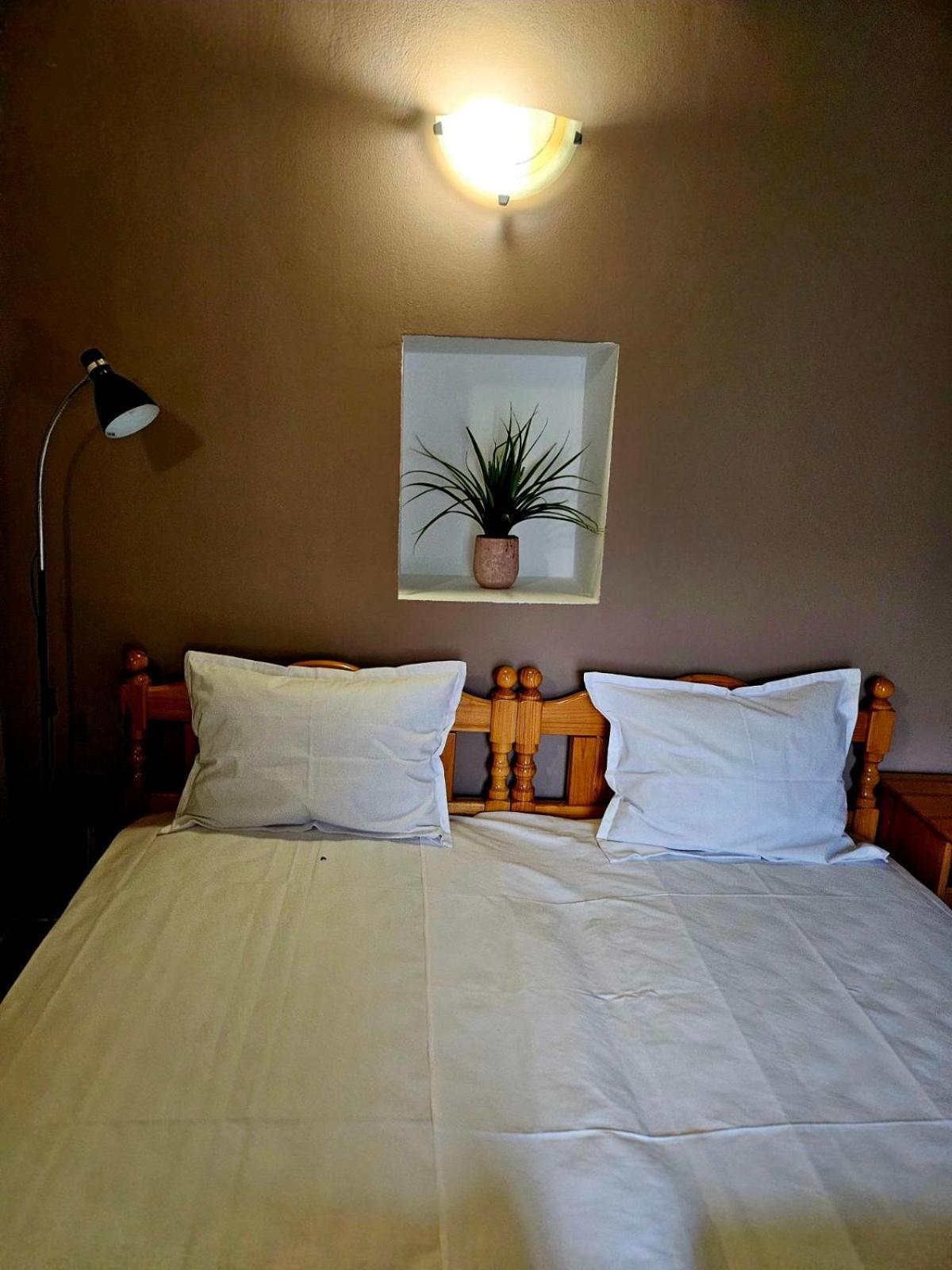 Orehite-Family Hotel ,Food & Pool Bozhichen エクステリア 写真