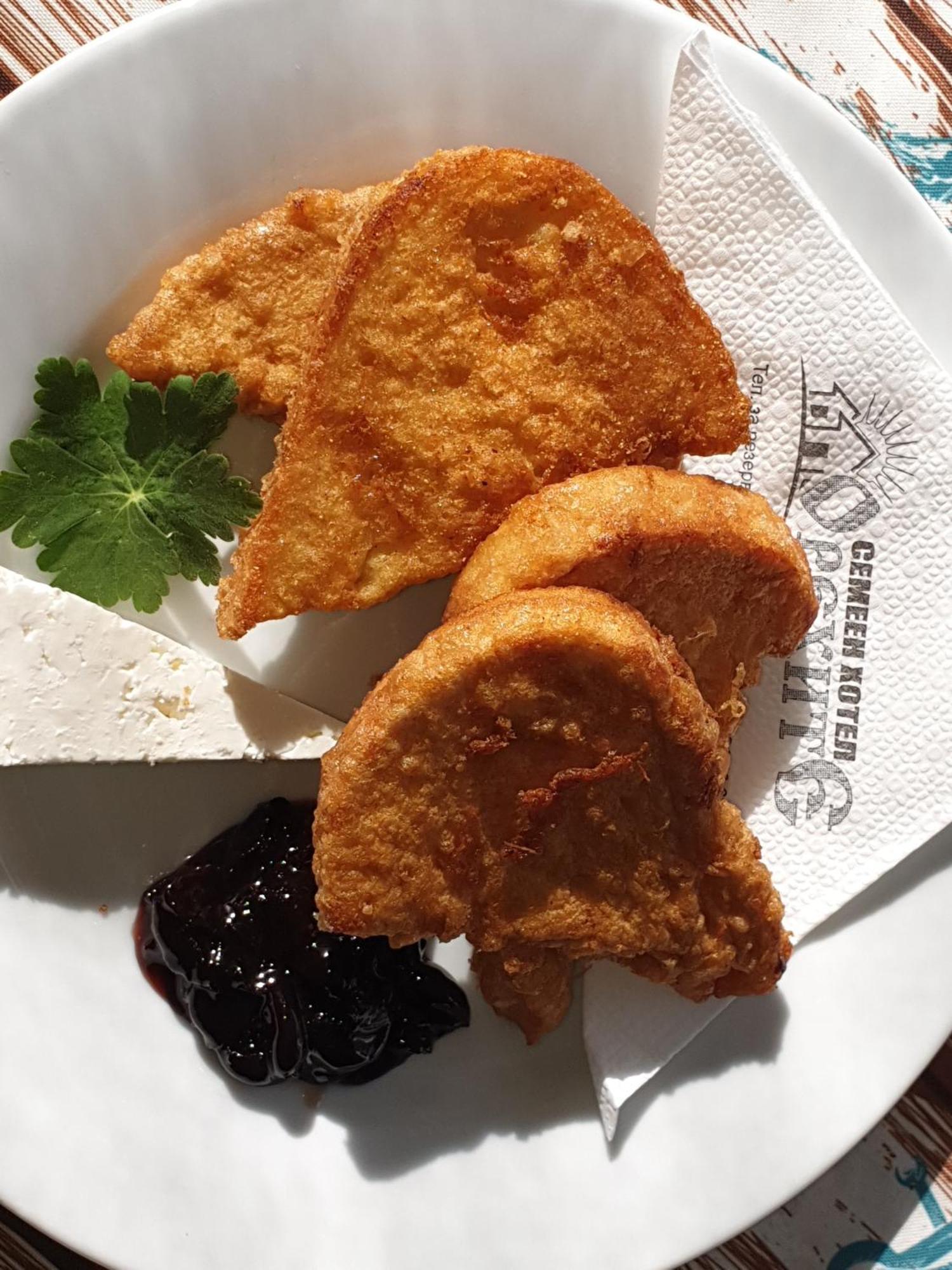 Orehite-Family Hotel ,Food & Pool Bozhichen エクステリア 写真
