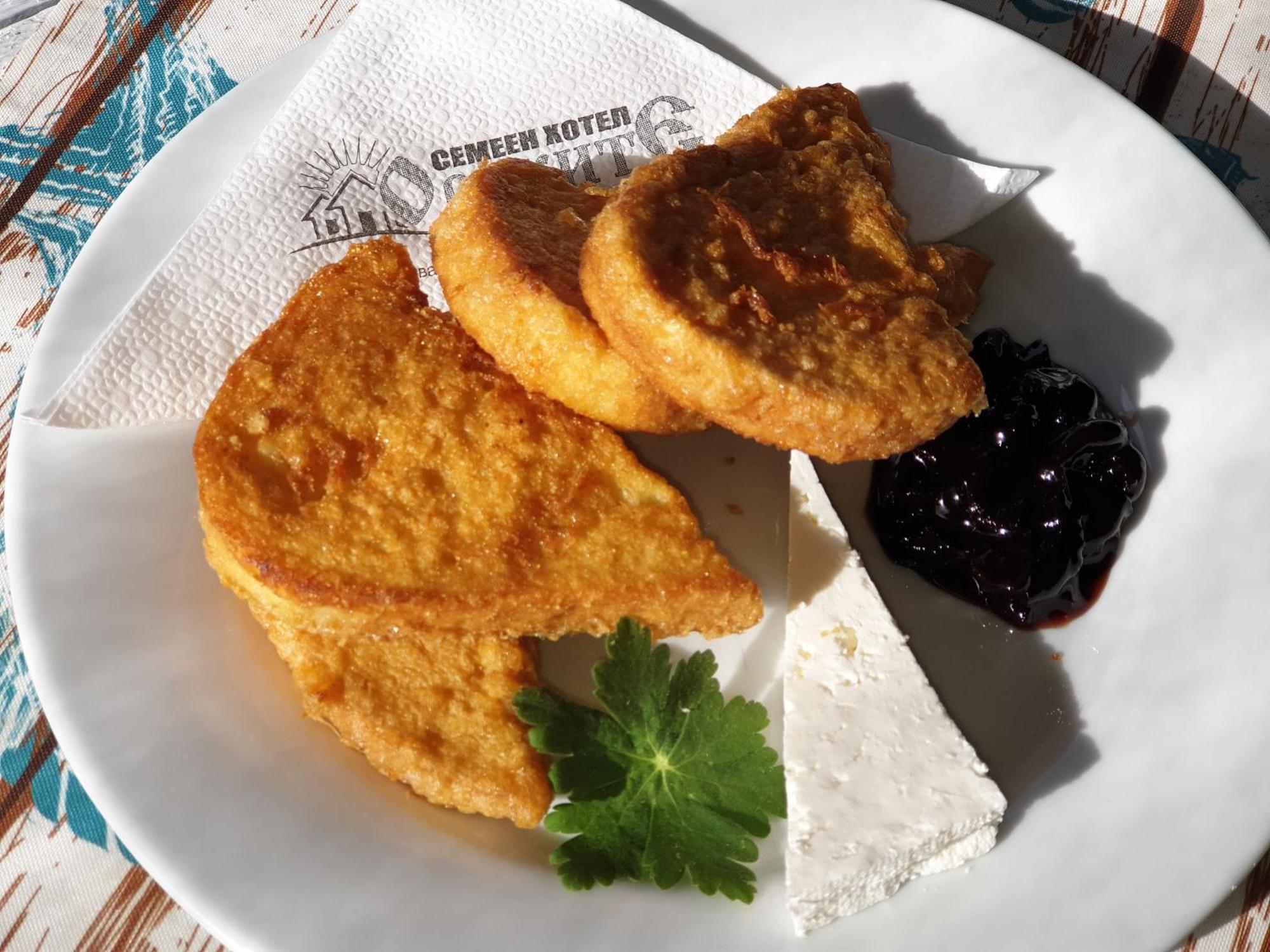 Orehite-Family Hotel ,Food & Pool Bozhichen エクステリア 写真